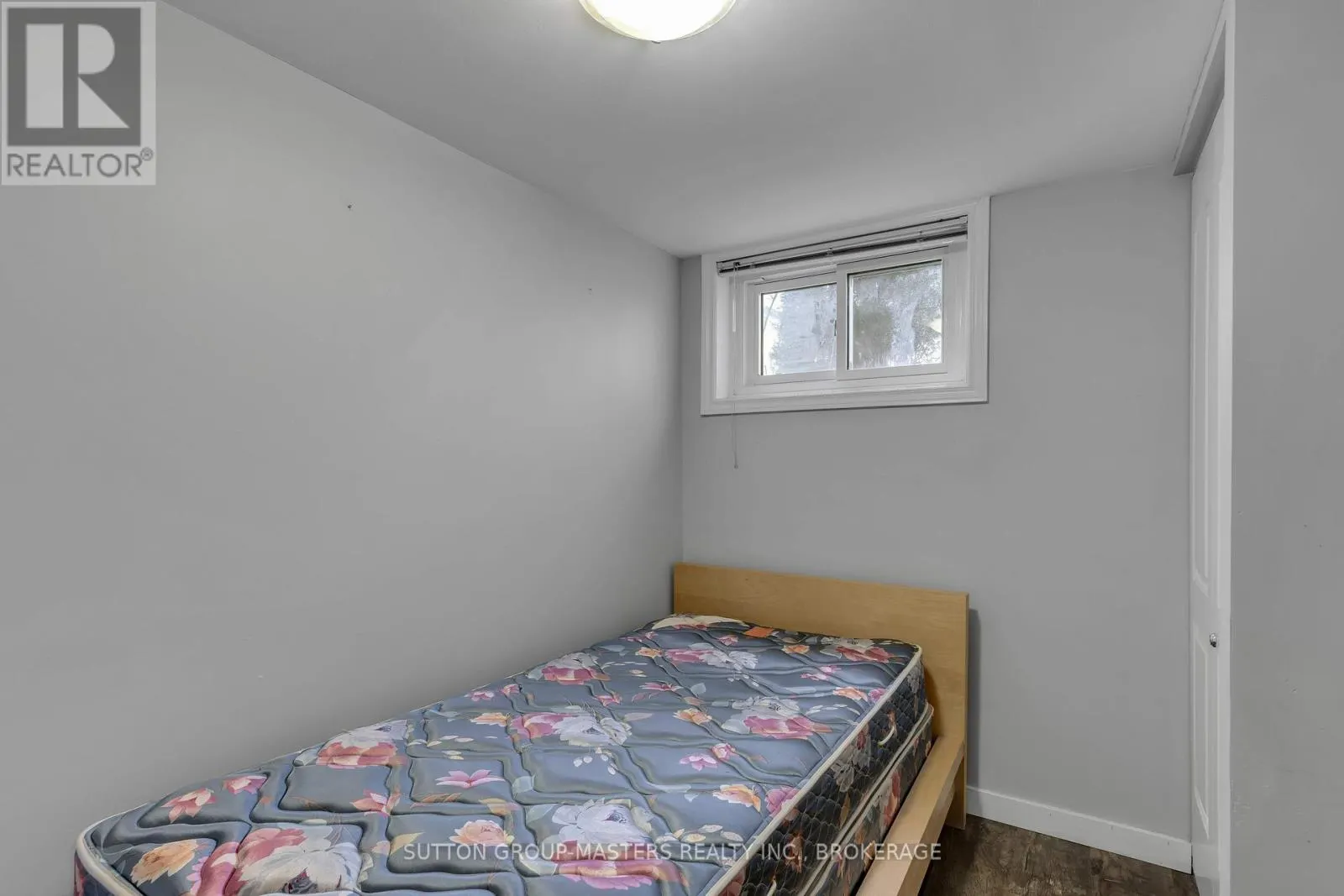 250 YONGE STREET