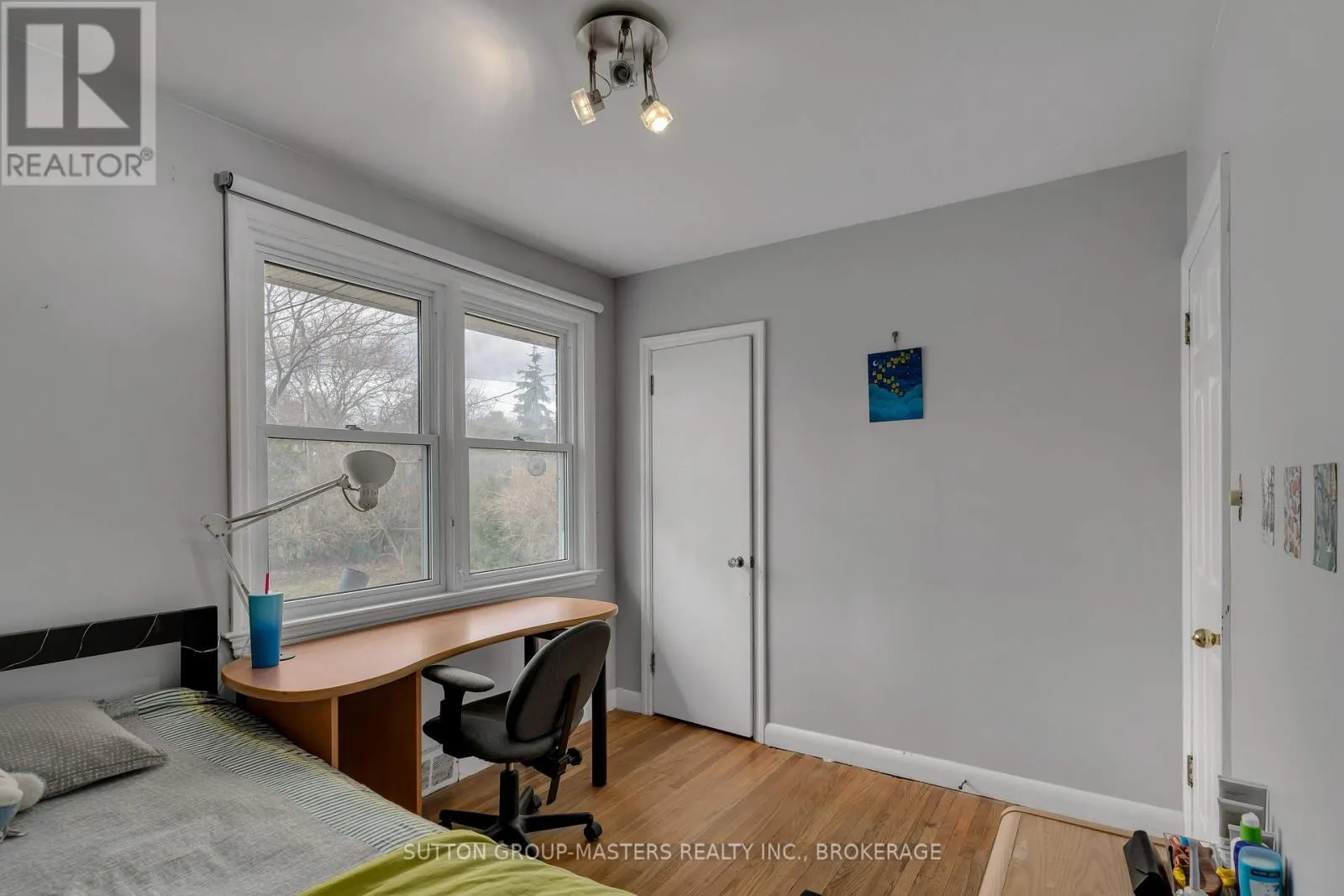 250 YONGE STREET