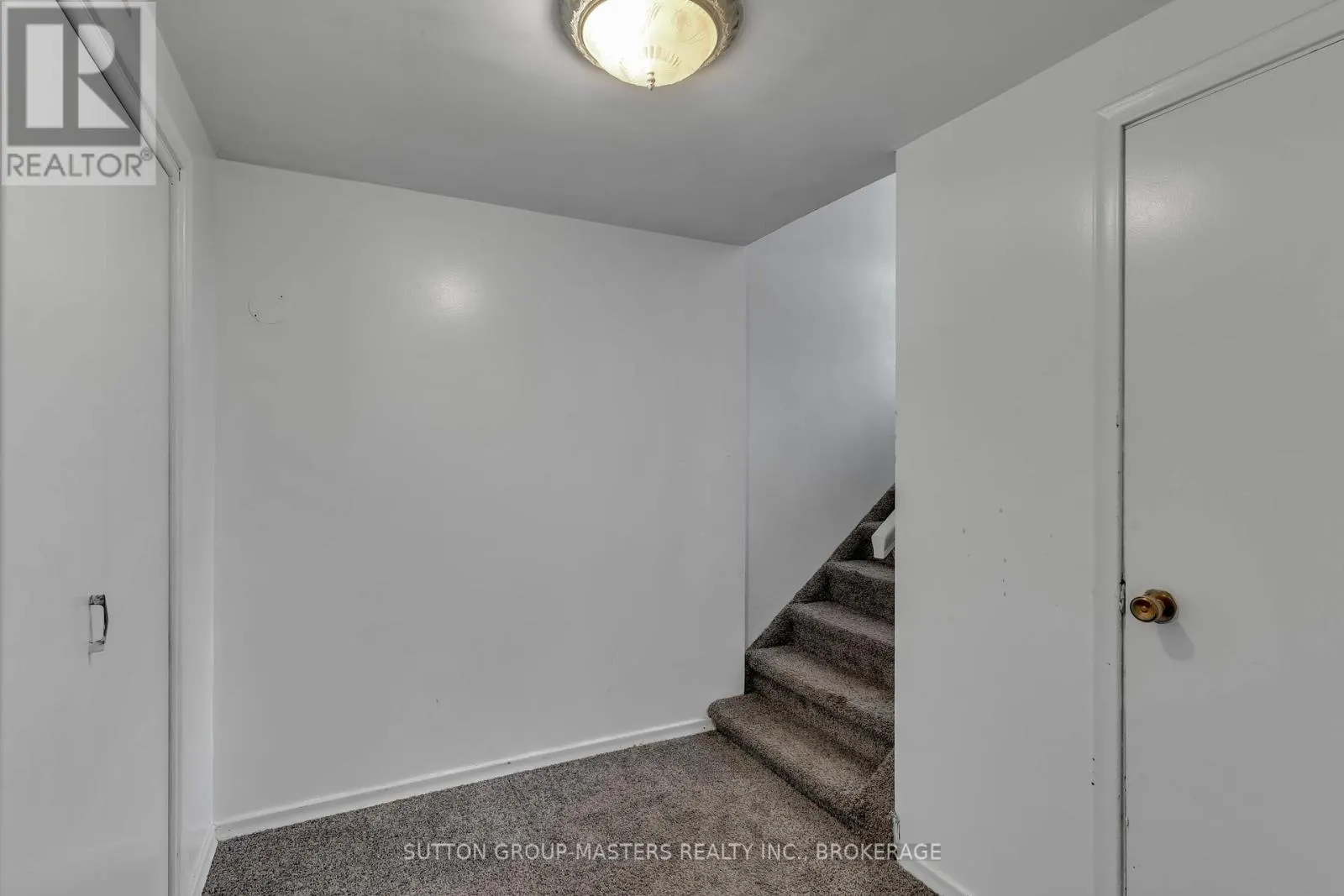 250 YONGE STREET