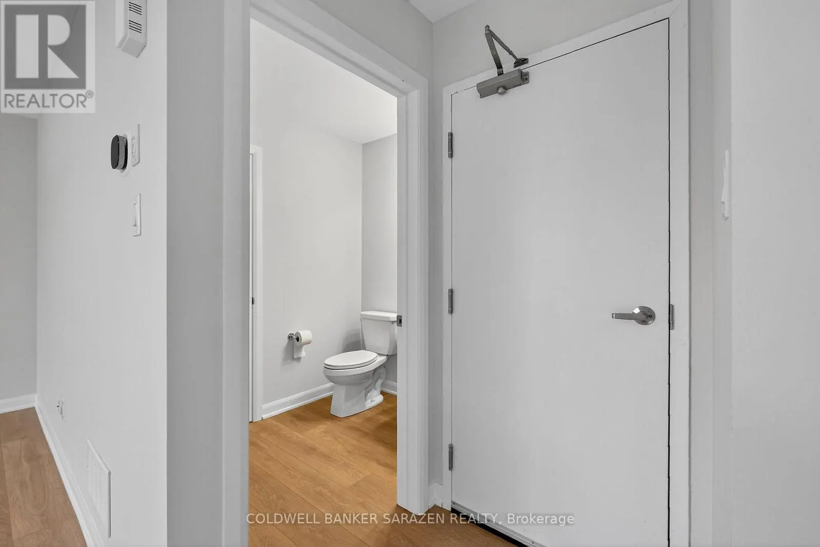 18 - 801 GLENROY GILBERT DRIVE