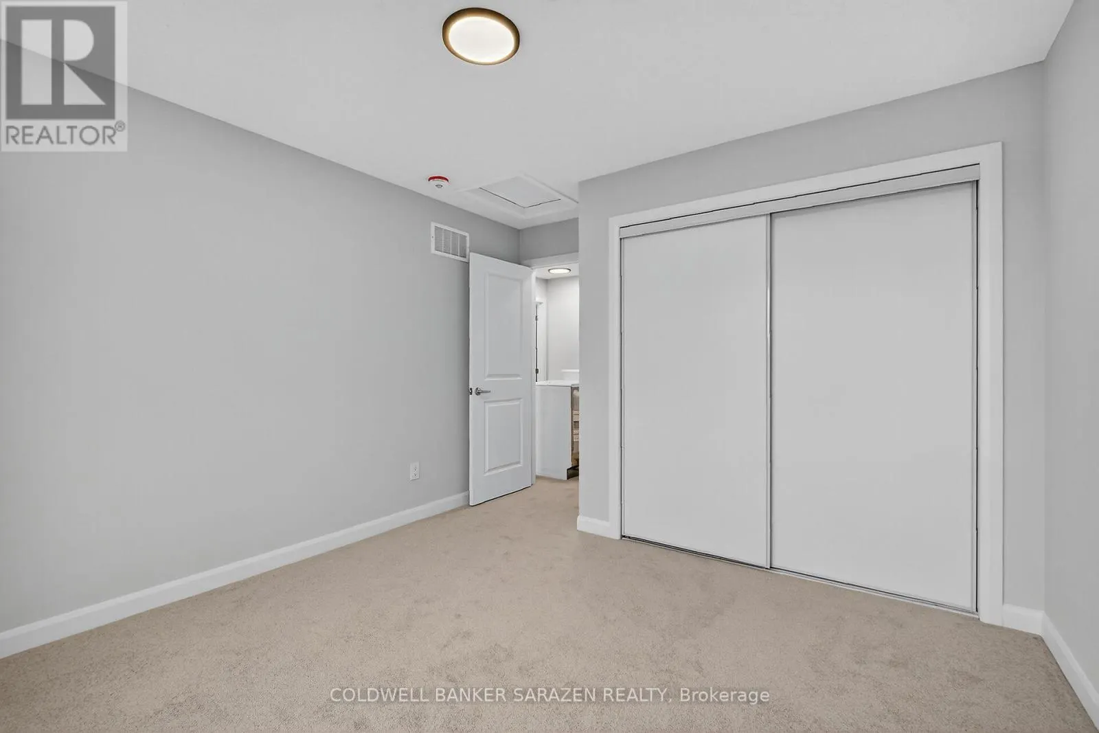 18 - 801 GLENROY GILBERT DRIVE