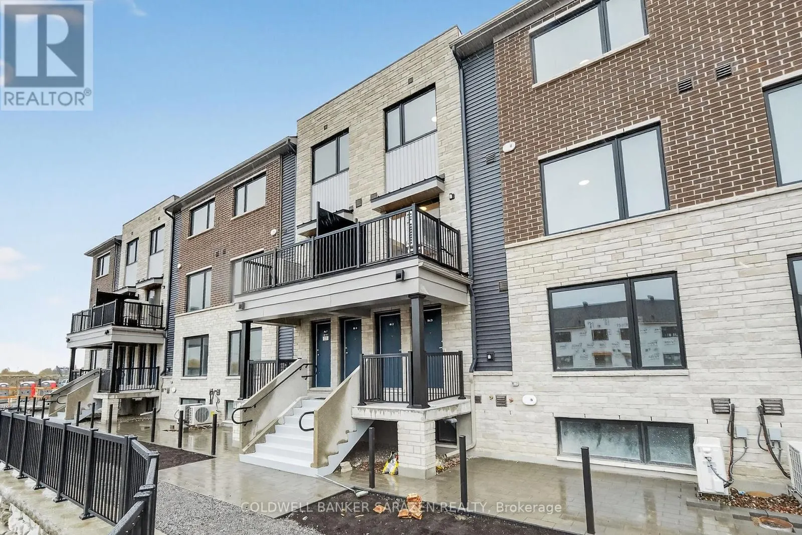 19 - 801 GLENROY GILBERT DRIVE