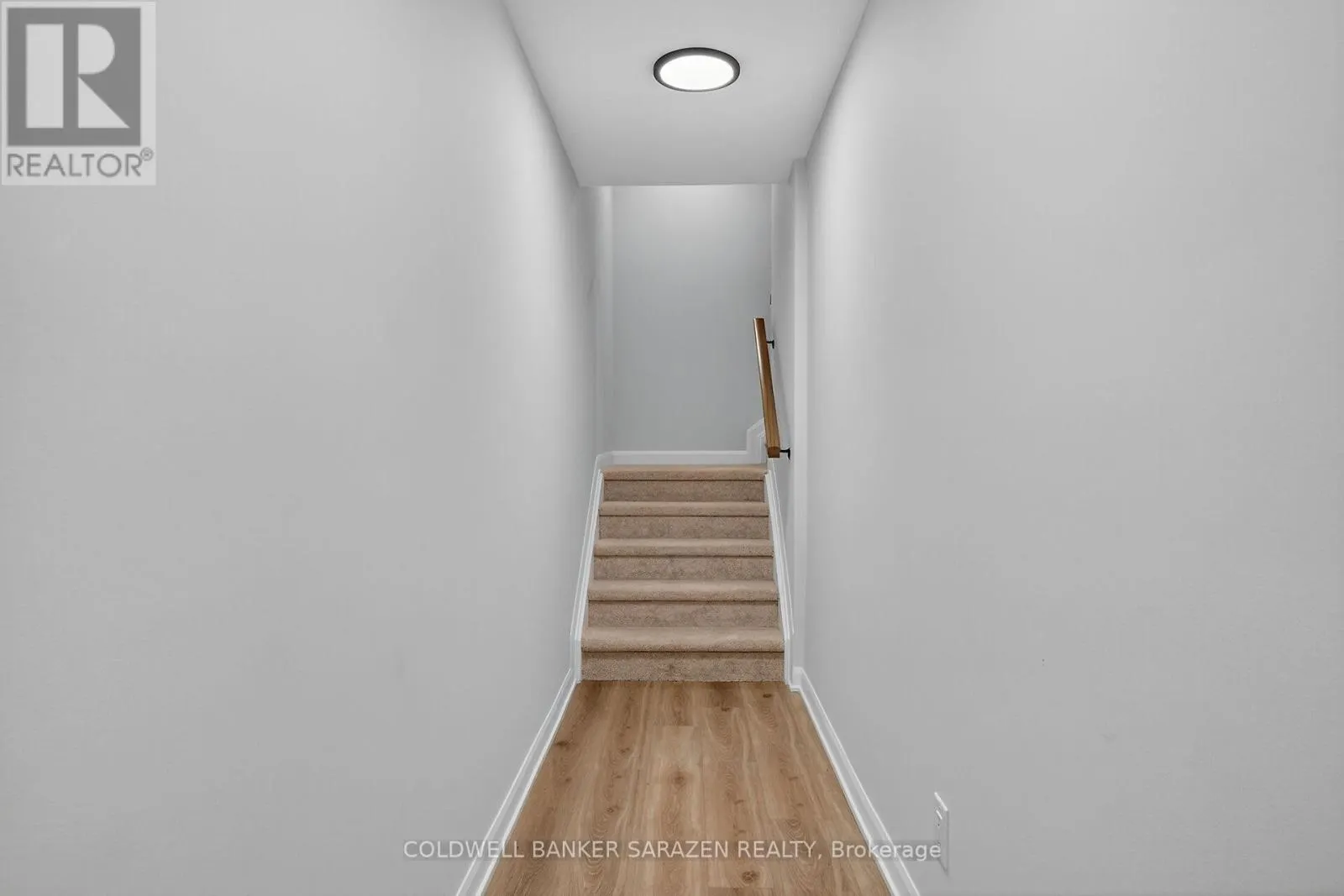 19 - 801 GLENROY GILBERT DRIVE