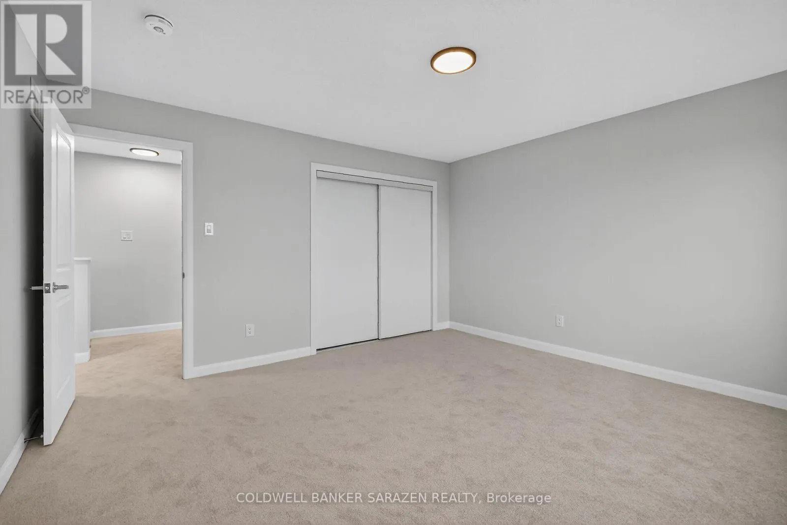 19 - 801 GLENROY GILBERT DRIVE