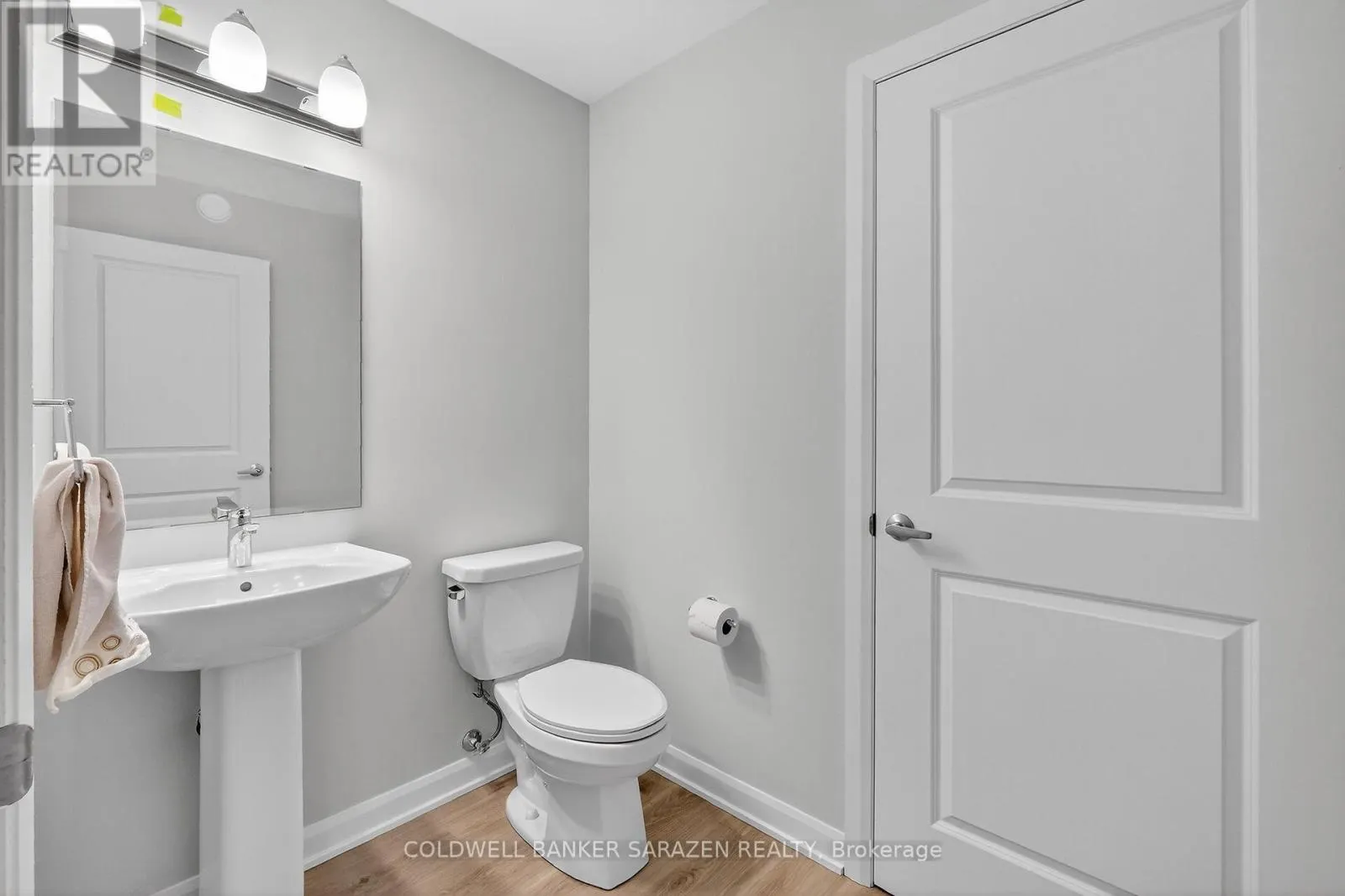 19 - 801 GLENROY GILBERT DRIVE