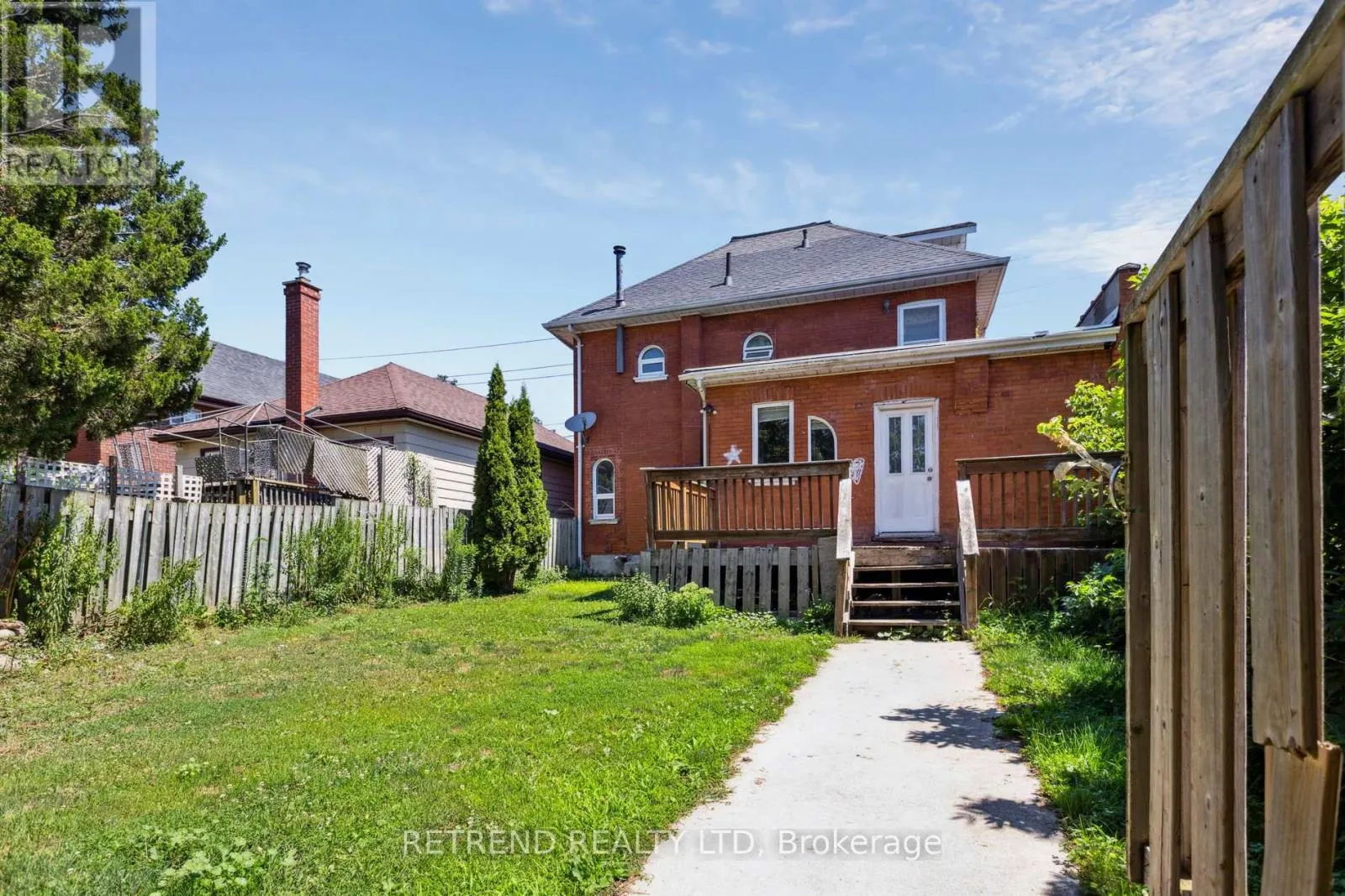 219 ERIE AVENUE