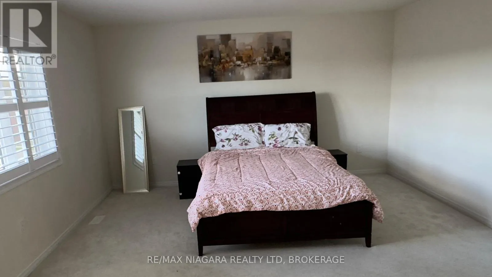 20 LEGACY LANE