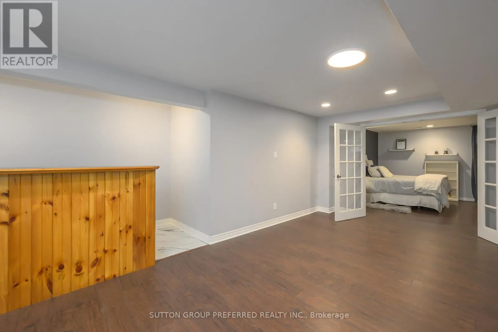 22 MAPLETON PLACE