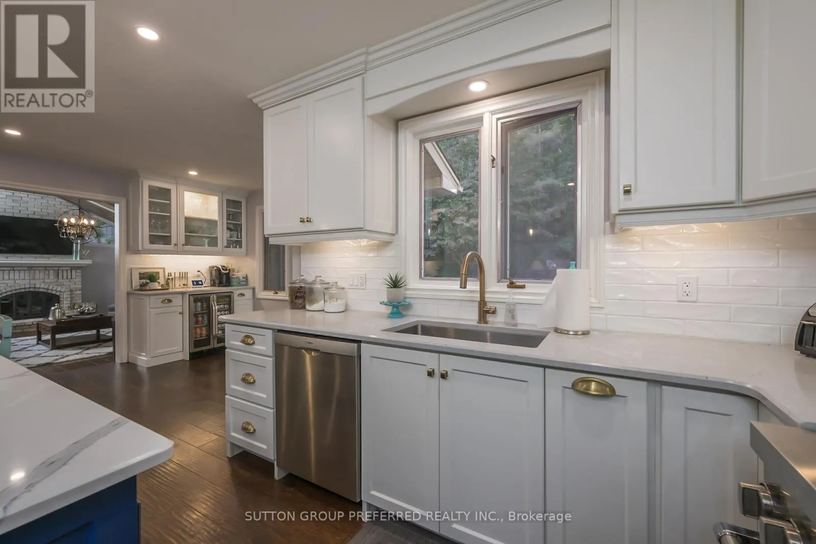 22 MAPLETON PLACE