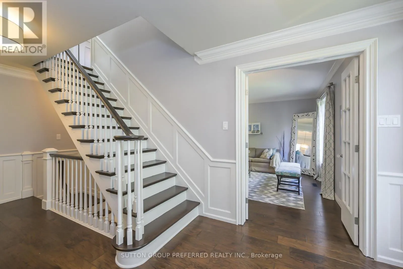 22 MAPLETON PLACE