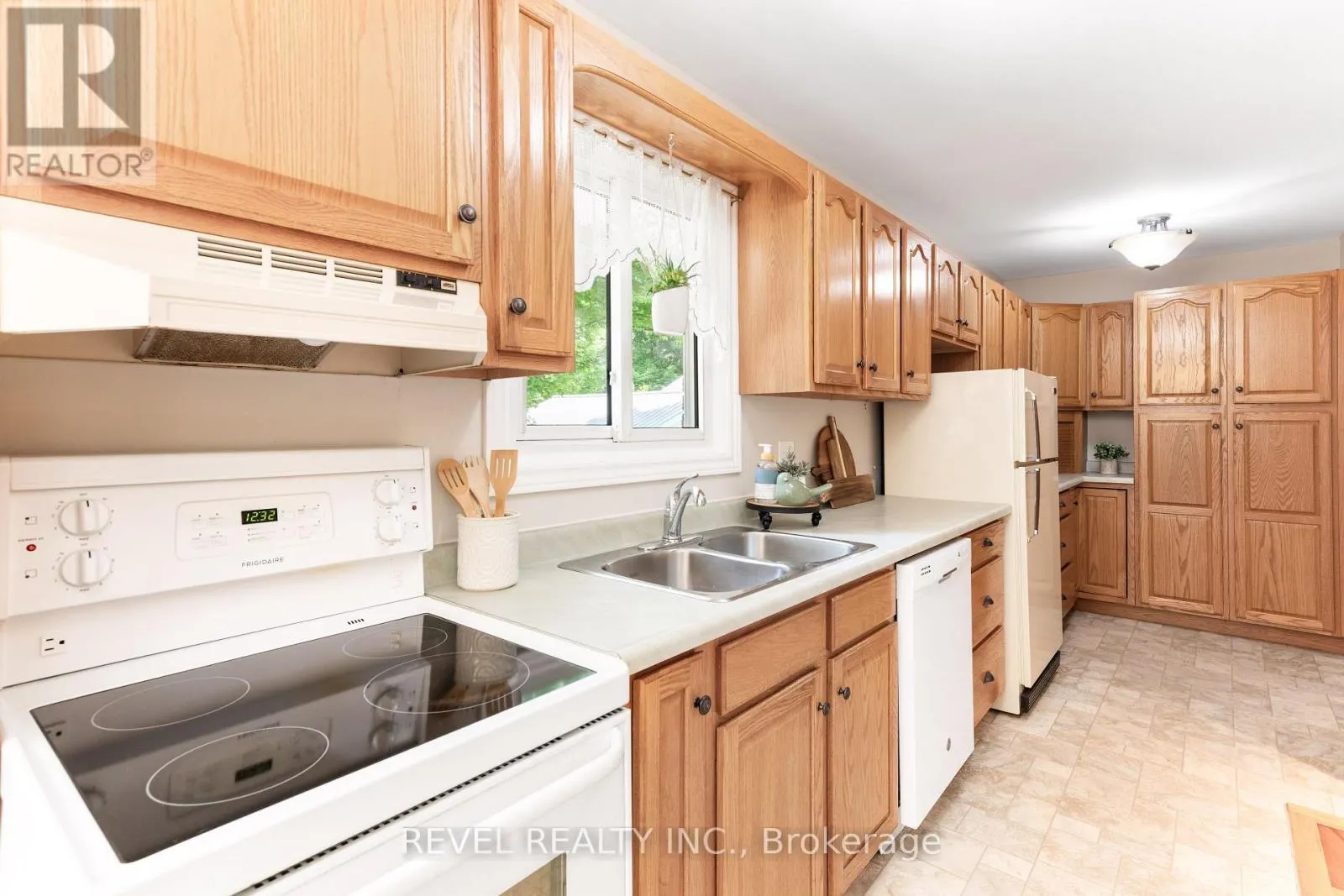 2796 COUNTY RD 48 ROAD