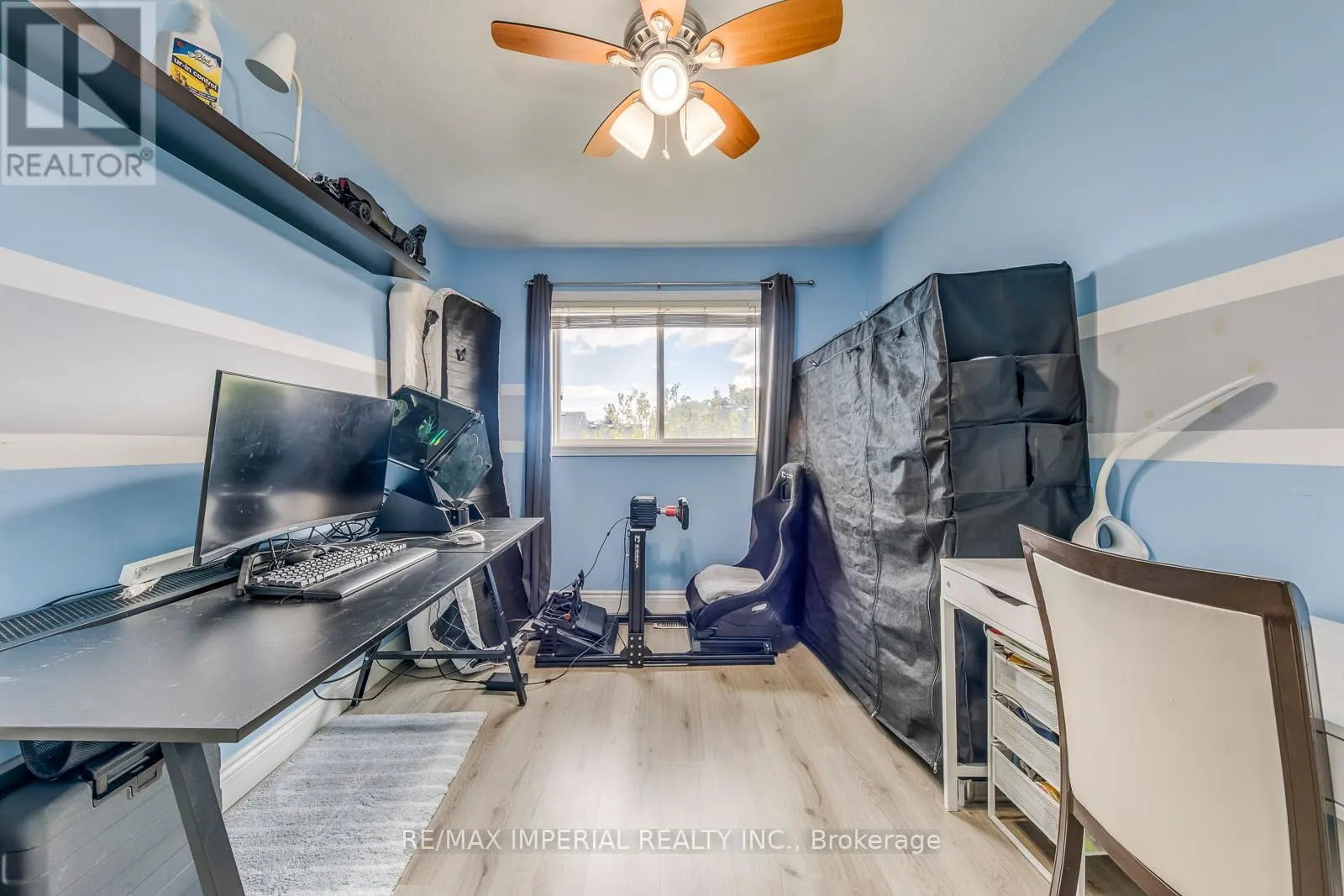25 - 7 SOUTHSIDE PLACE