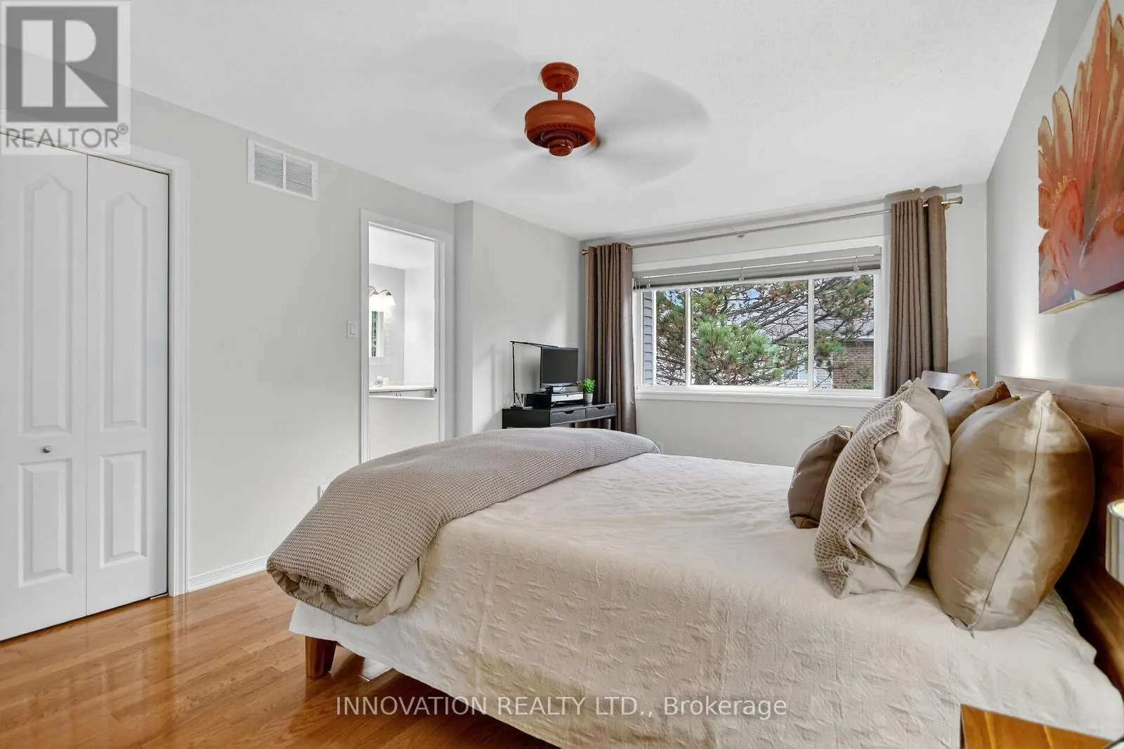 35 - 9 WINTERBURN TERRACE