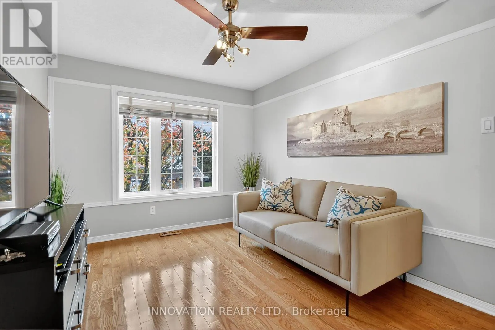 35 - 9 WINTERBURN TERRACE