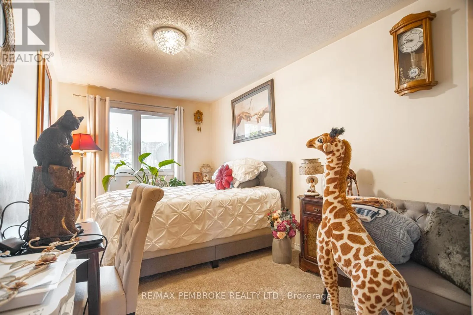 33 VERMONT MEADOWS