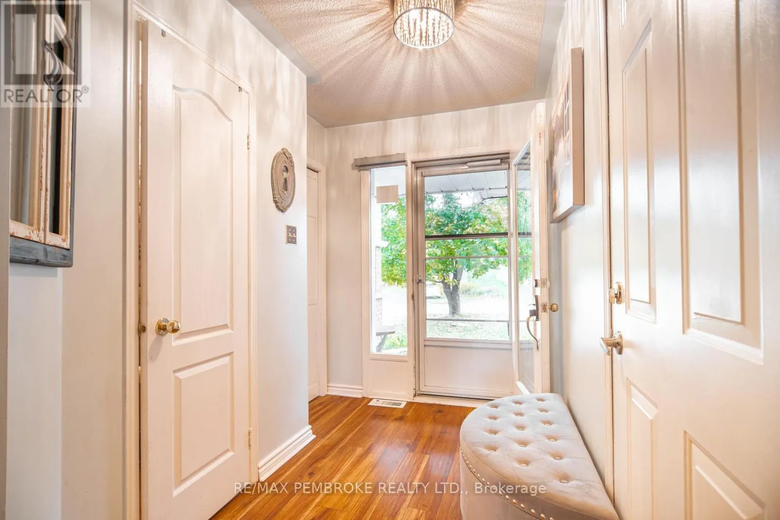 33 VERMONT MEADOWS