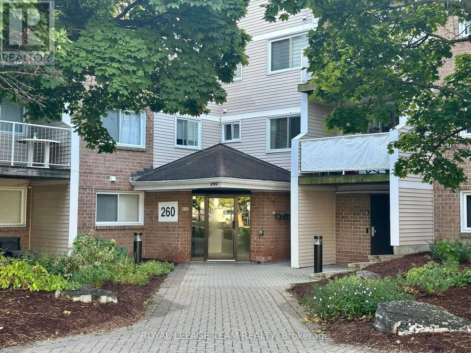 200 - 260 BRITTANY DRIVE