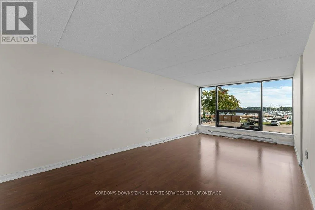 105 - 50 MARKET ST STREET, #105