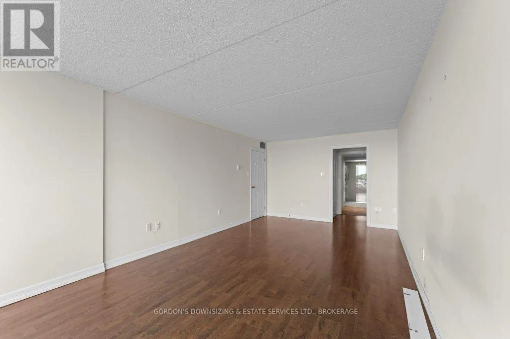 105 - 50 MARKET ST STREET, #105