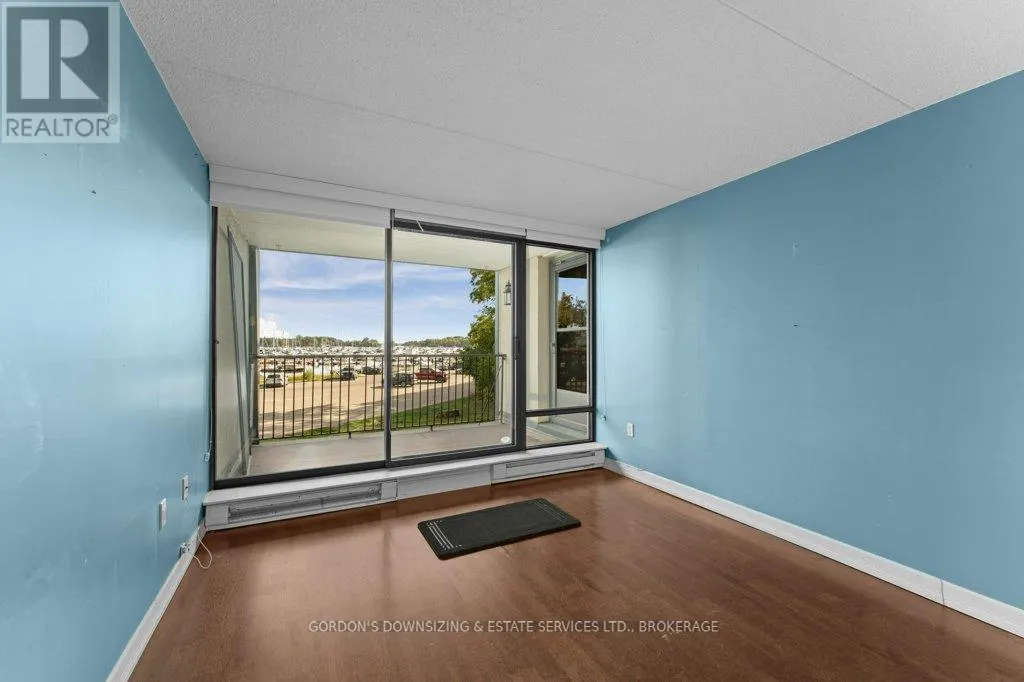 105 - 50 MARKET ST STREET, #105