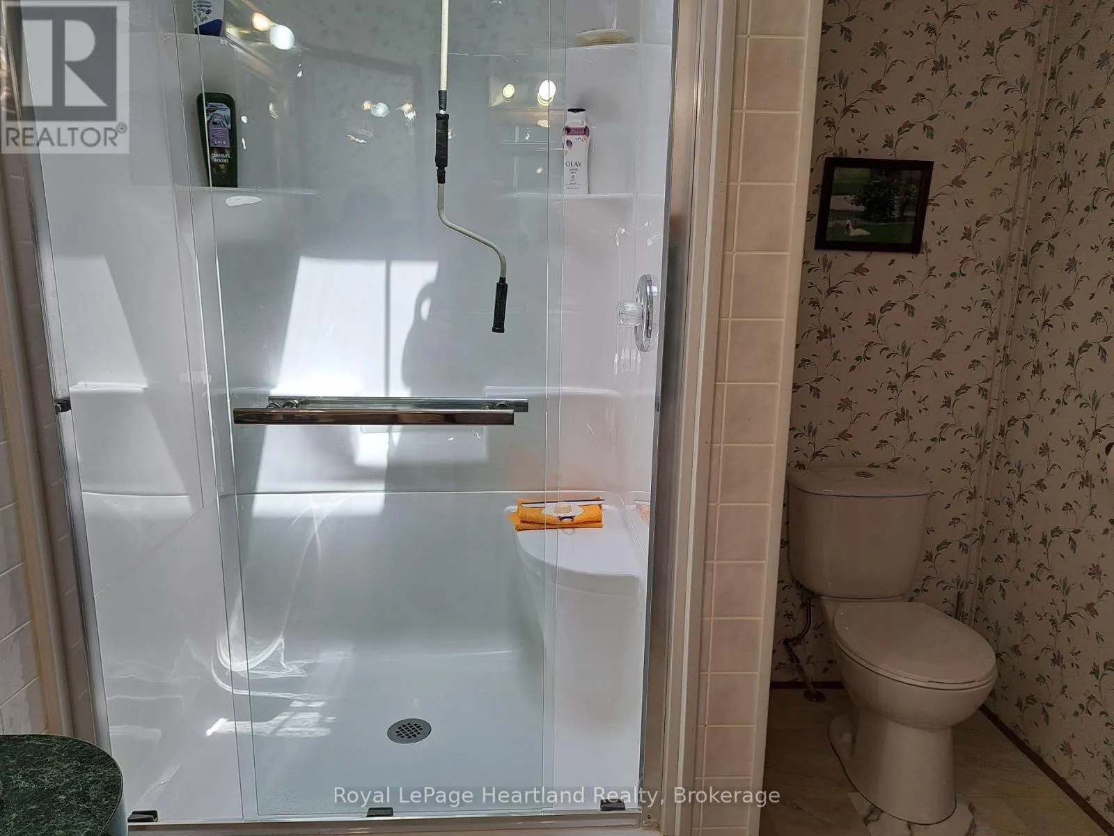 8 - 39461 DASHWOOD ROAD, #8
