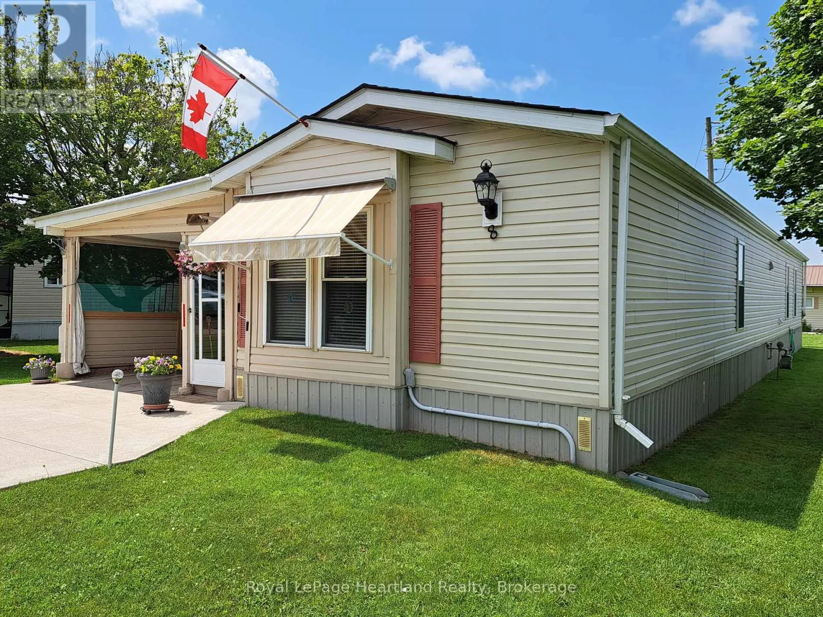 8 - 39461 DASHWOOD ROAD, #8