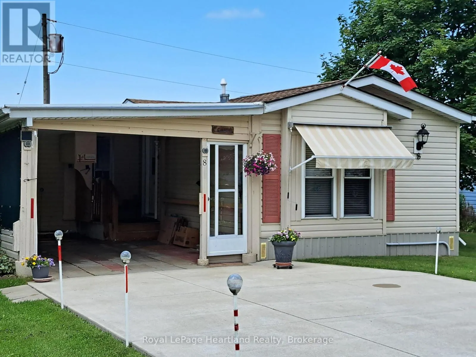 8 - 39461 DASHWOOD ROAD, #8