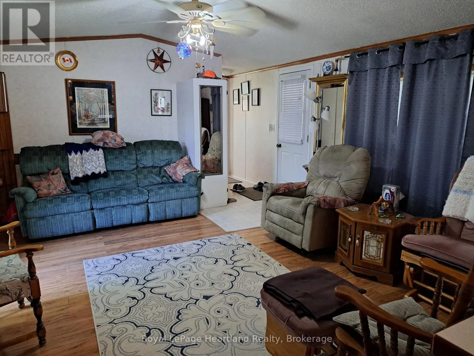 8 - 39461 DASHWOOD ROAD, #8