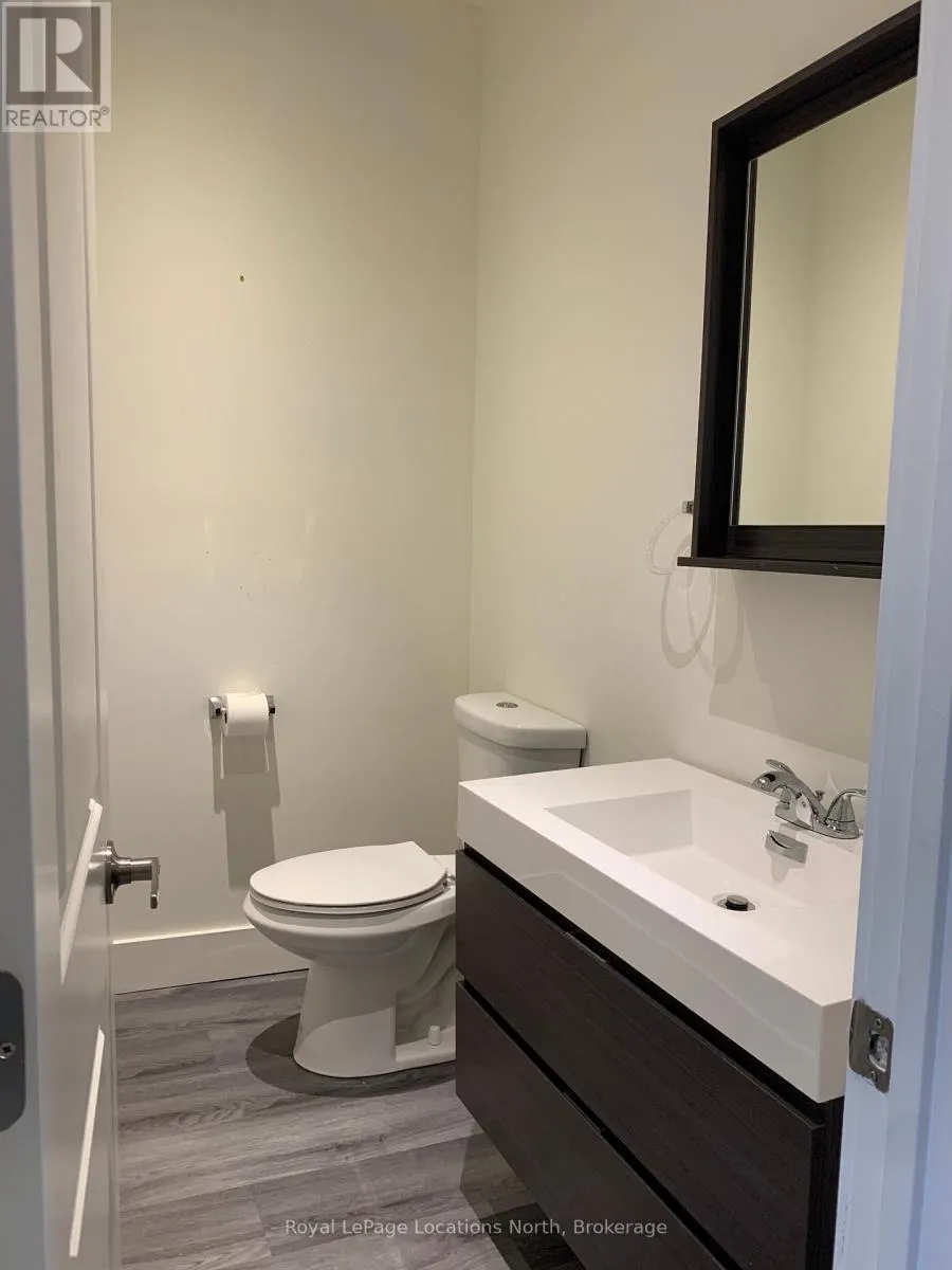 A - 88 SYKES STREET N, #A