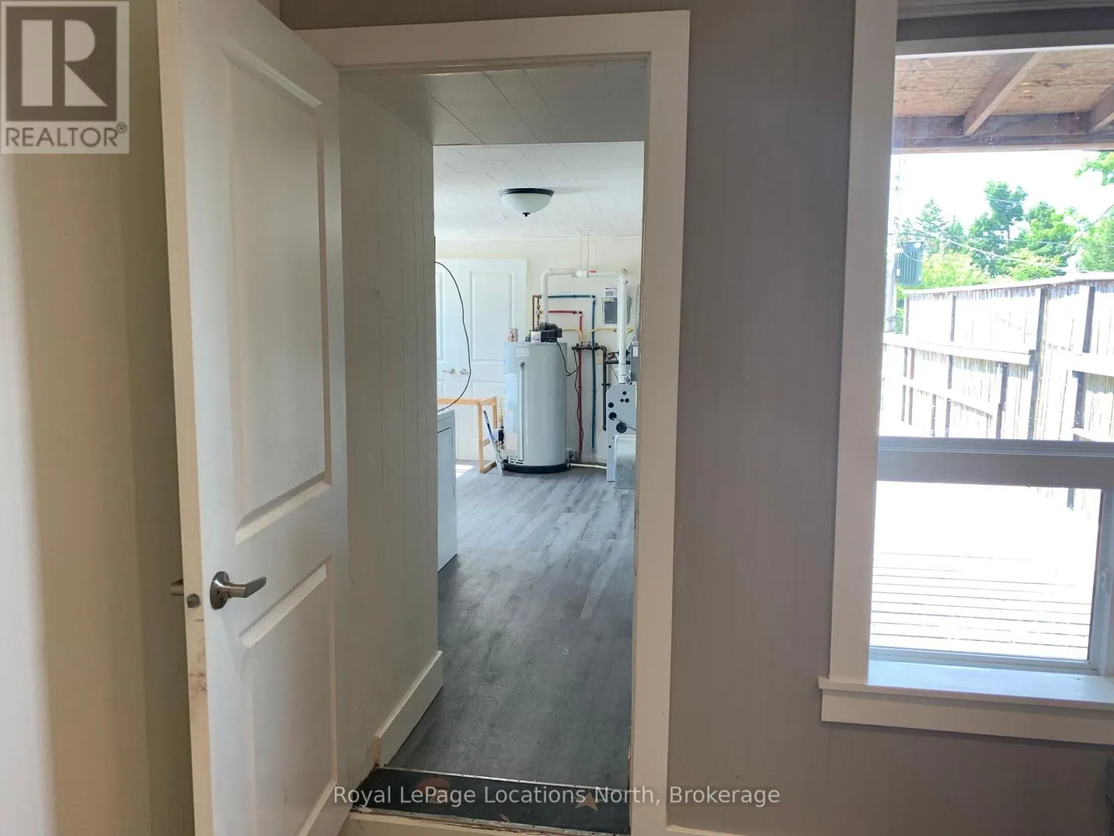 A - 88 SYKES STREET N, #A