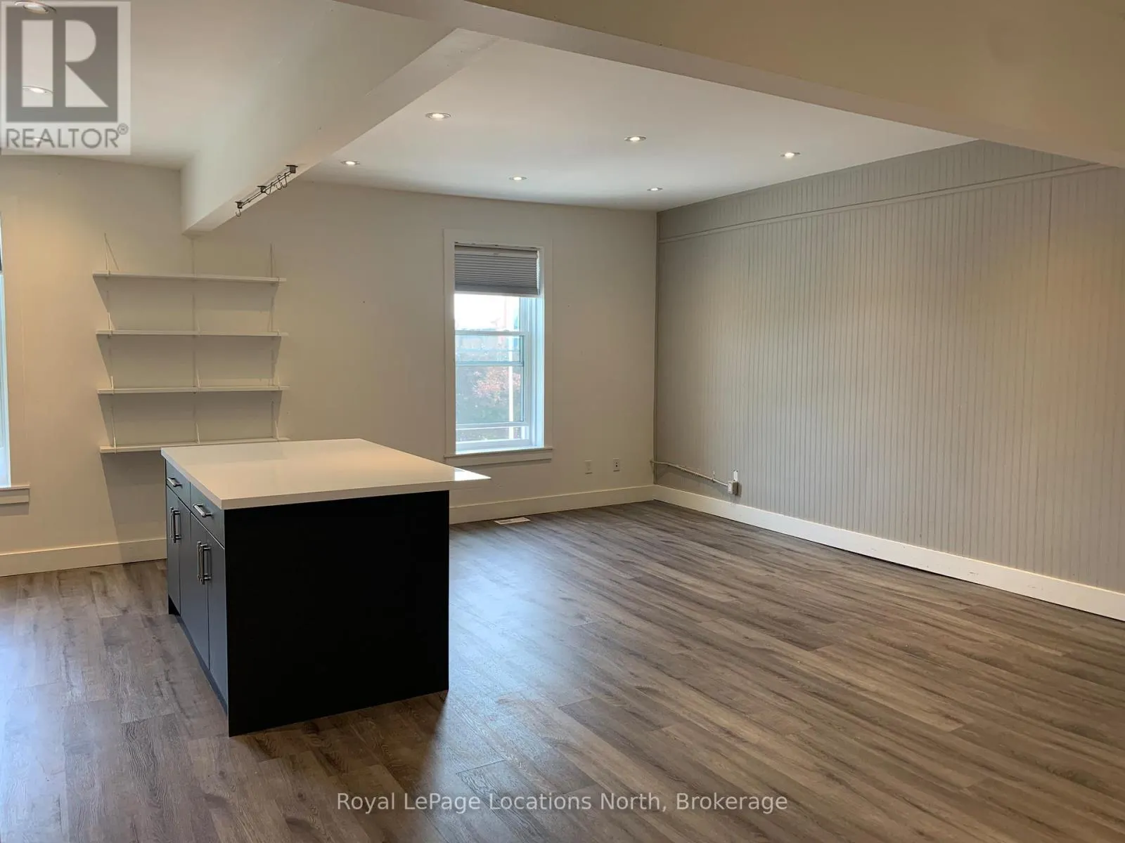 A - 88 SYKES STREET N, #A