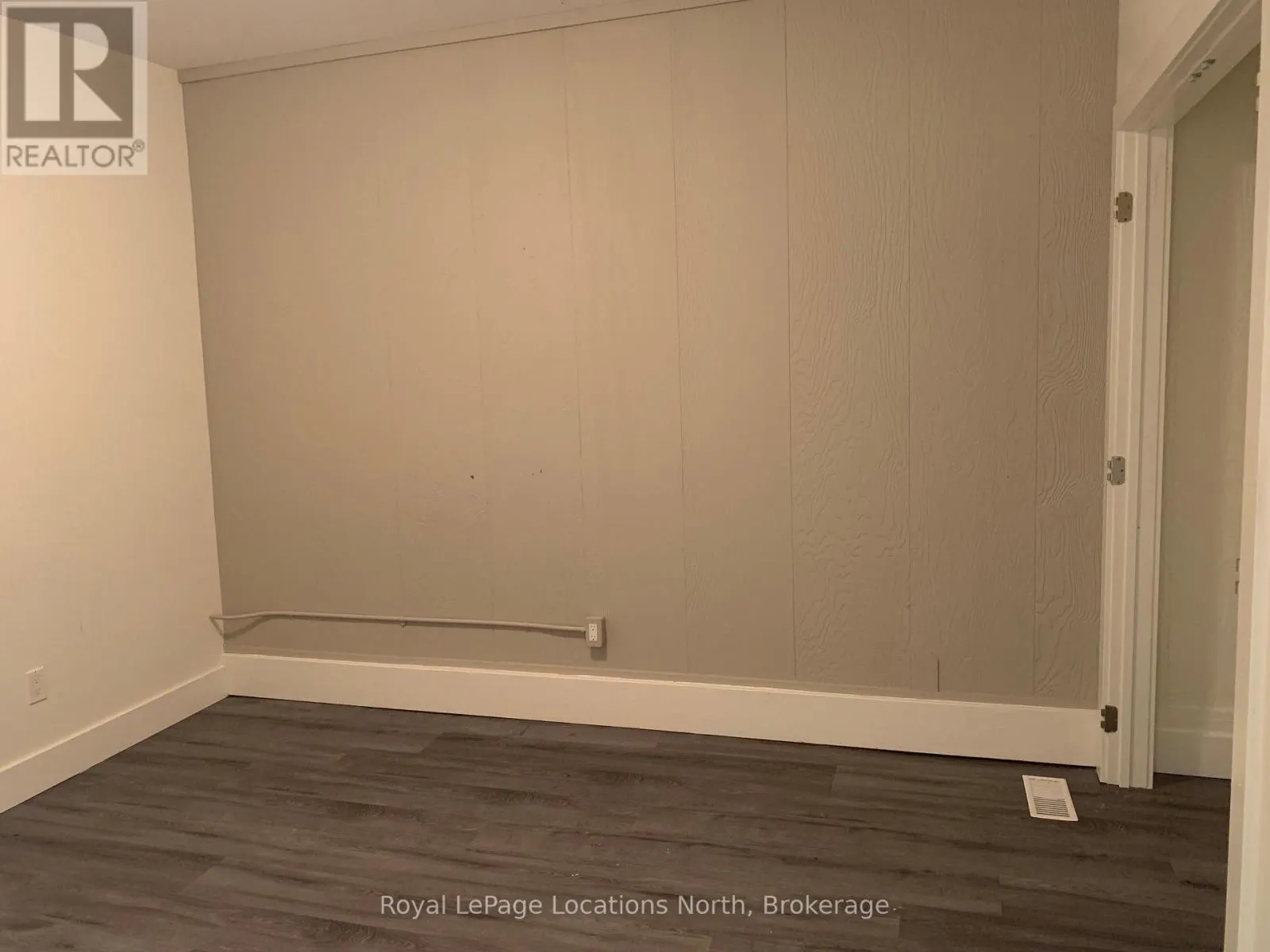 A - 88 SYKES STREET N, #A
