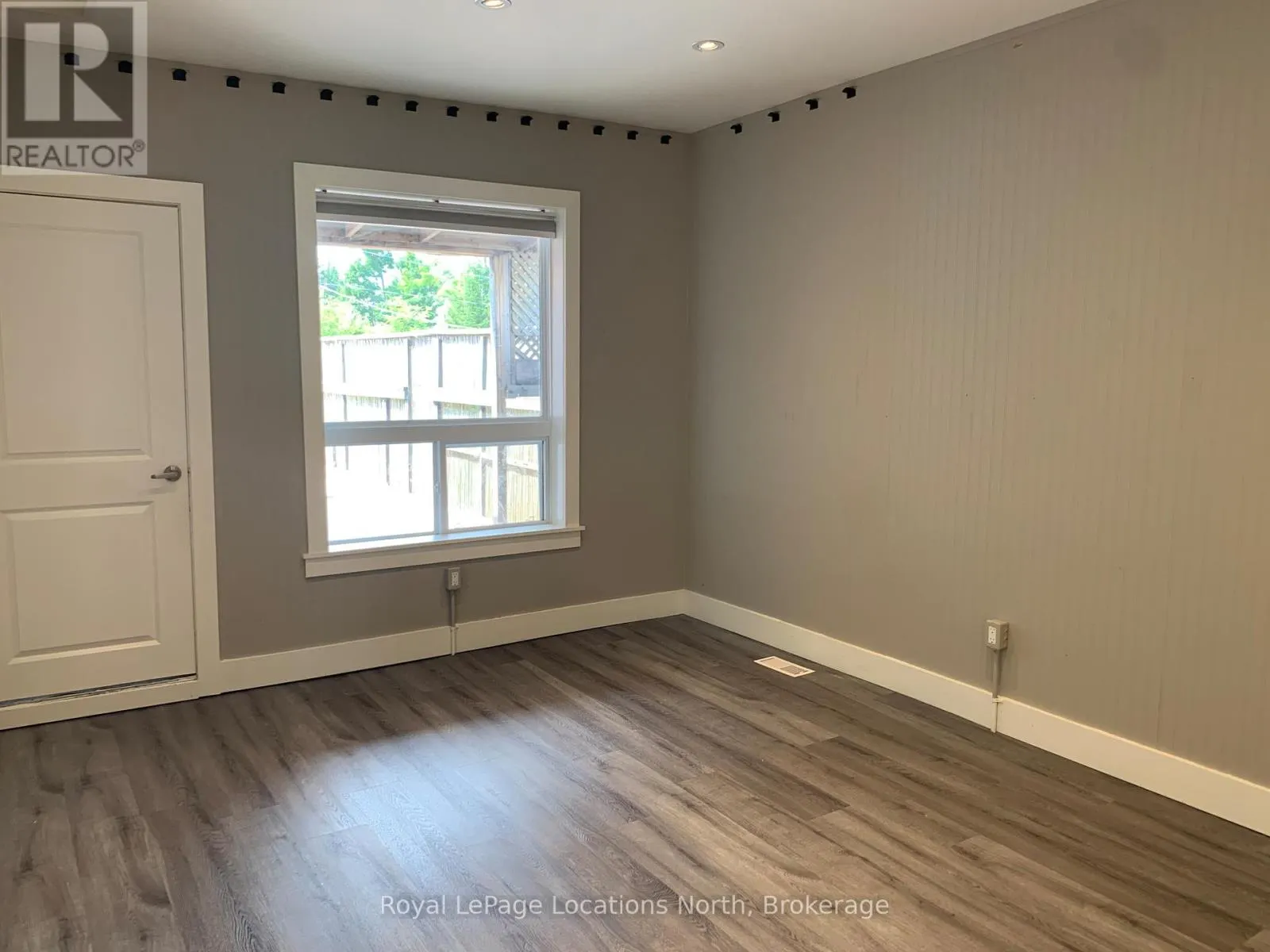 A - 88 SYKES STREET N, #A
