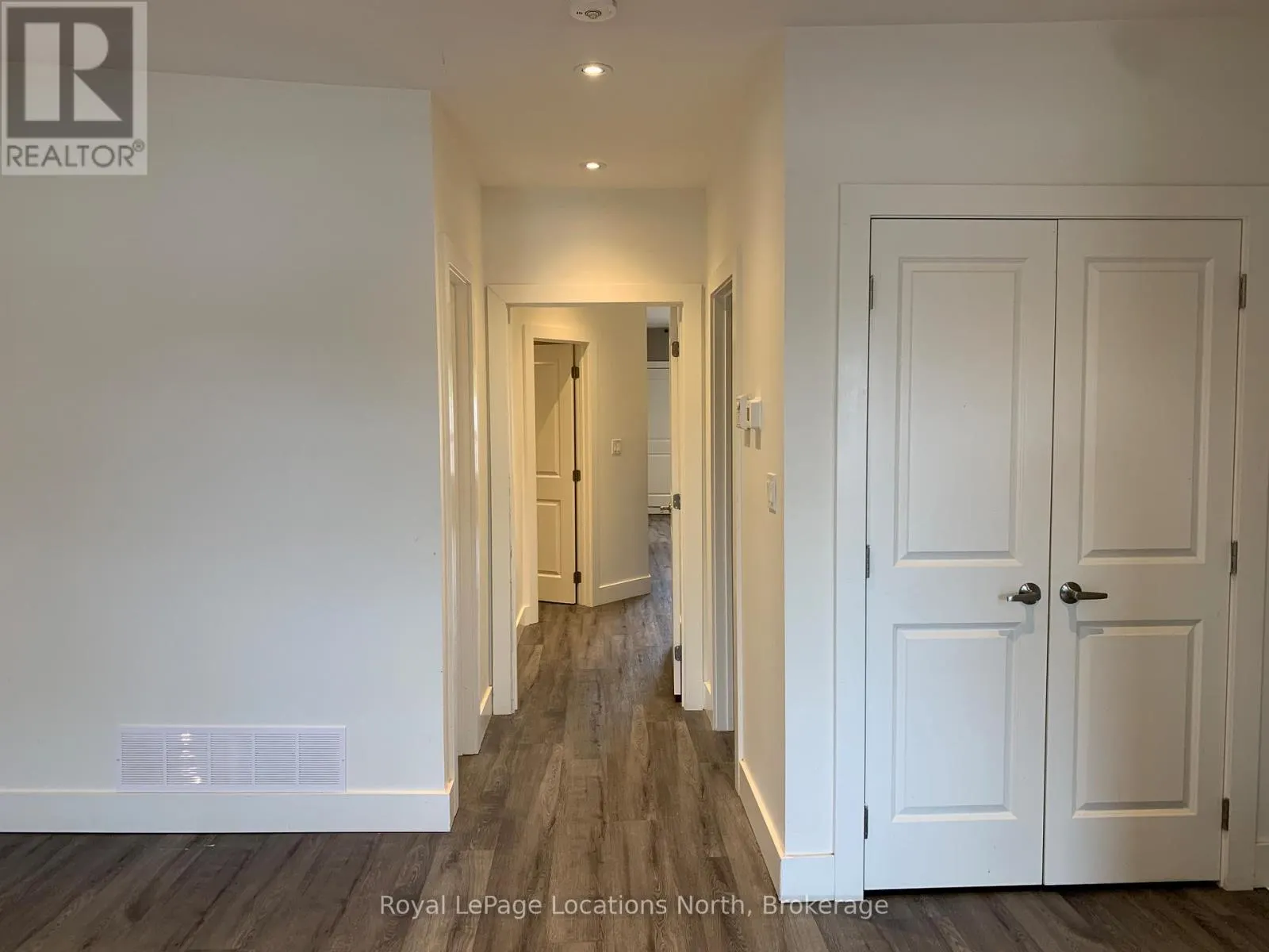 A - 88 SYKES STREET N, #A