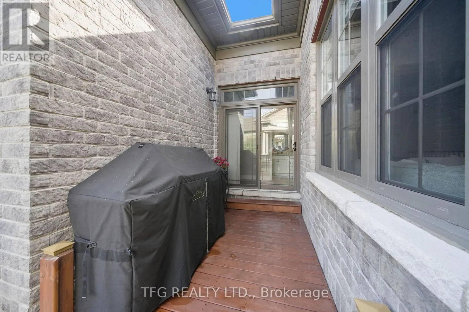 816 SMITH ROAD