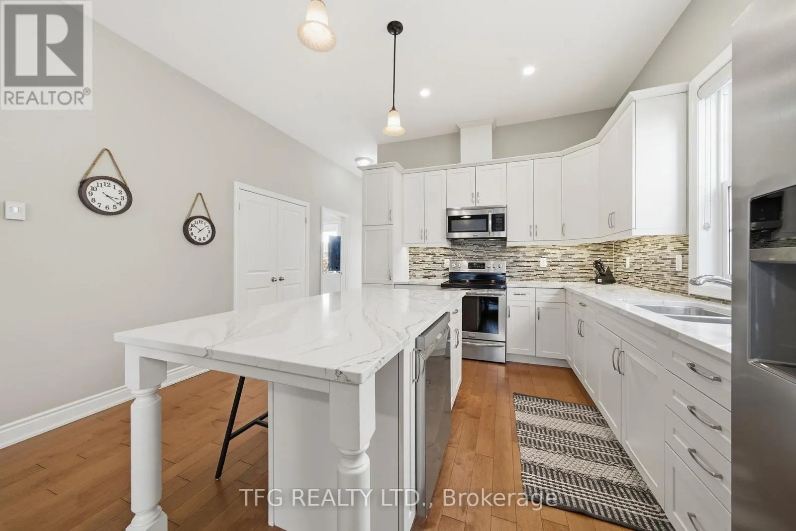816 SMITH ROAD