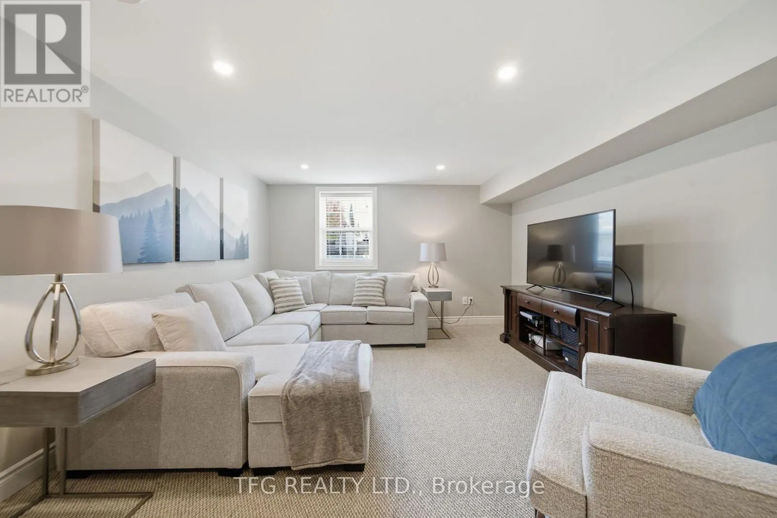816 SMITH ROAD