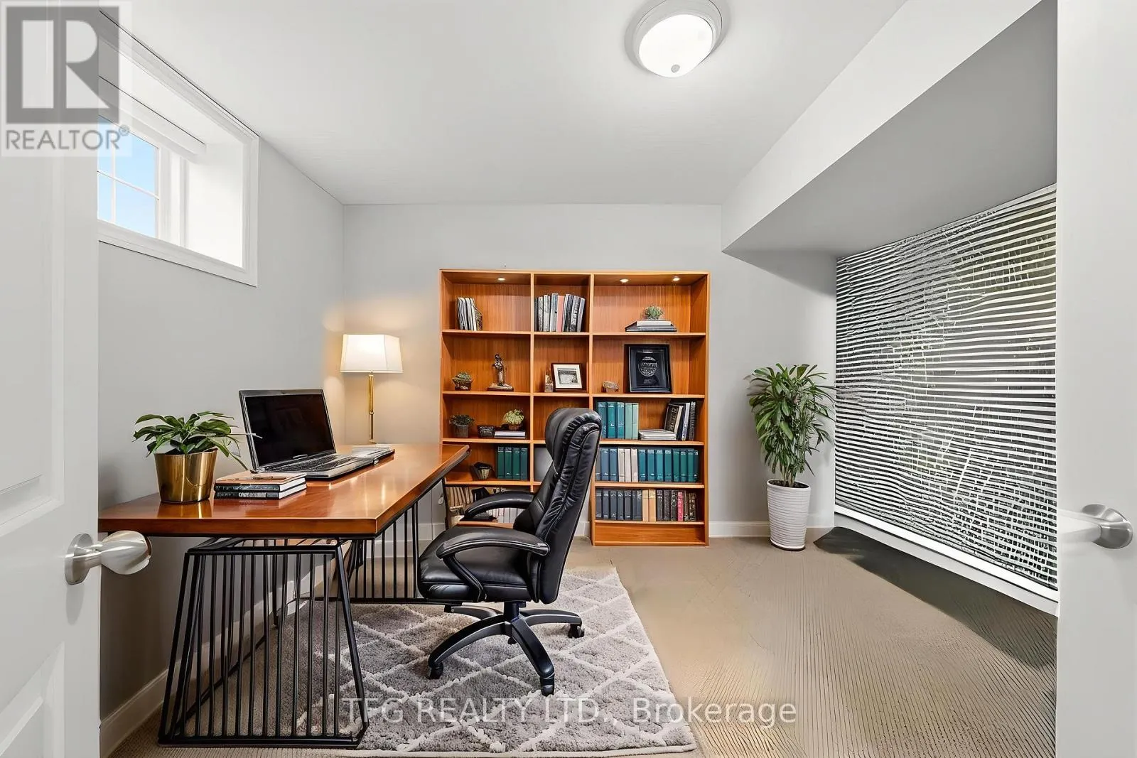816 SMITH ROAD