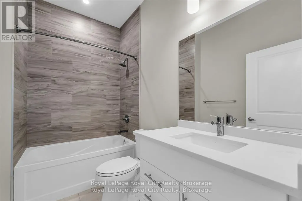 1004 - 1880 GORDON STREET, #1004