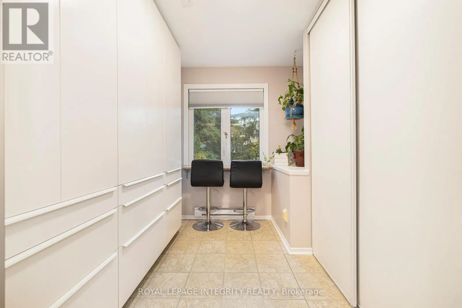 69 - 142 SALTER CRESCENT