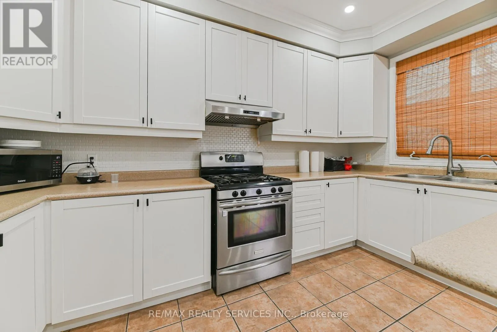 96 BRAYSHAW DRIVE