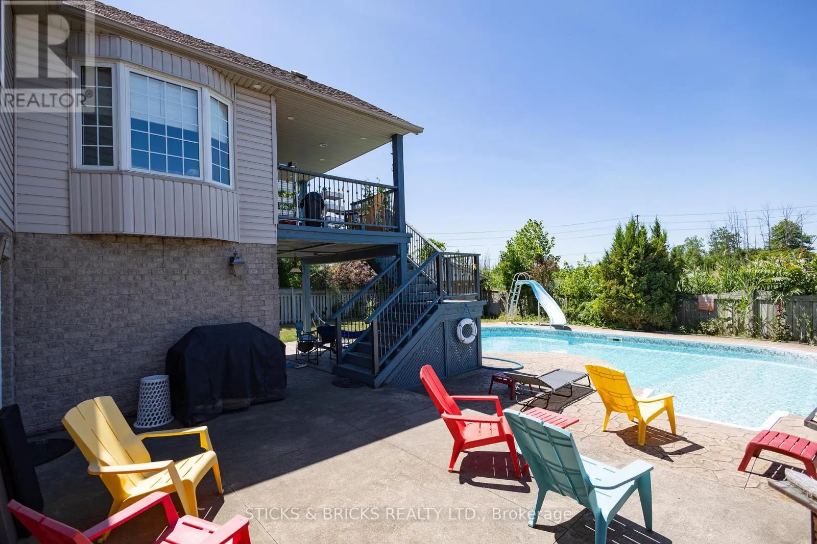 8207 BEAVER GLEN DRIVE