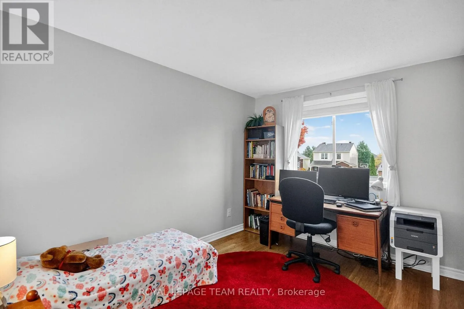 21 RAFTUS SQUARE