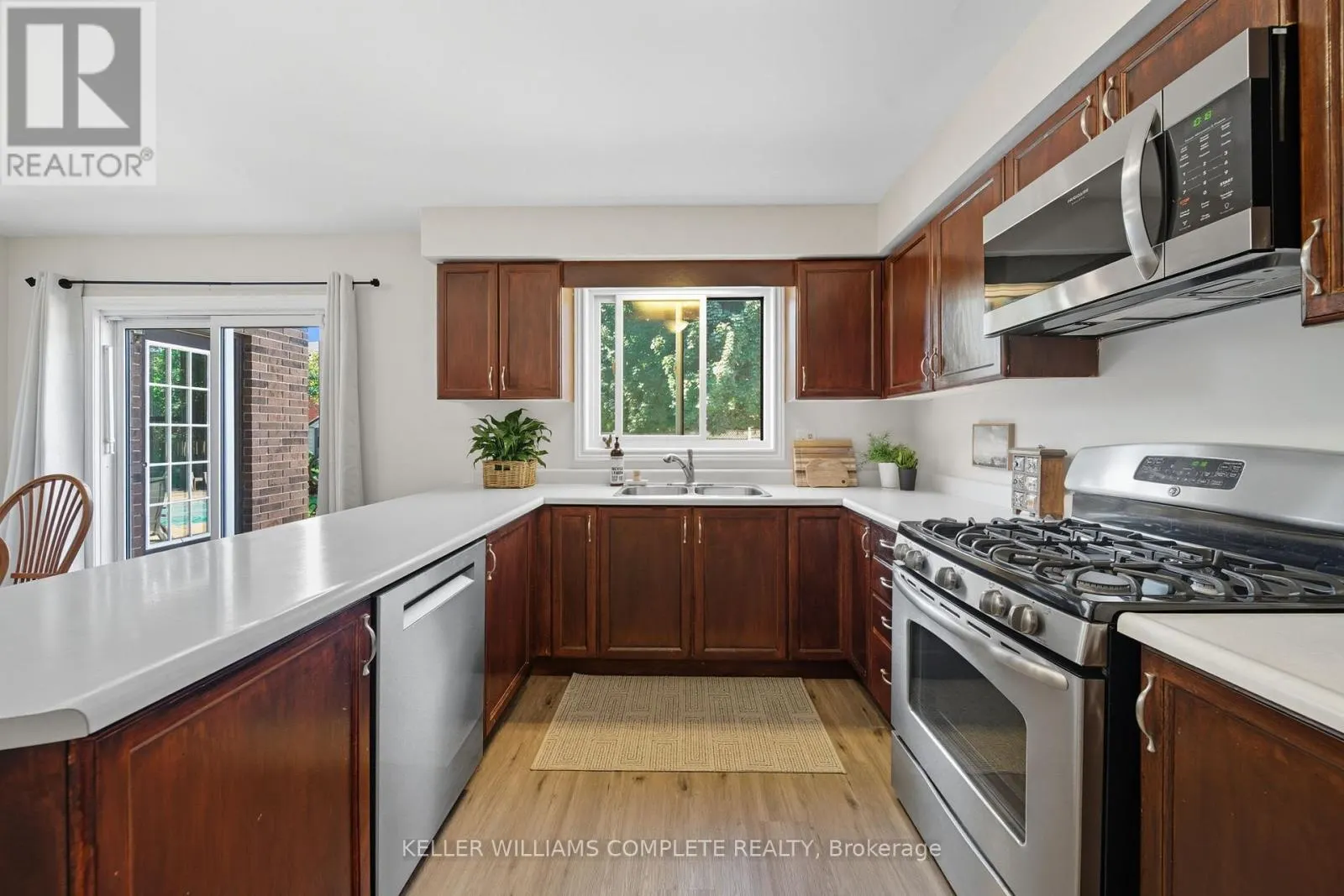 142 MEADOWBROOK DRIVE