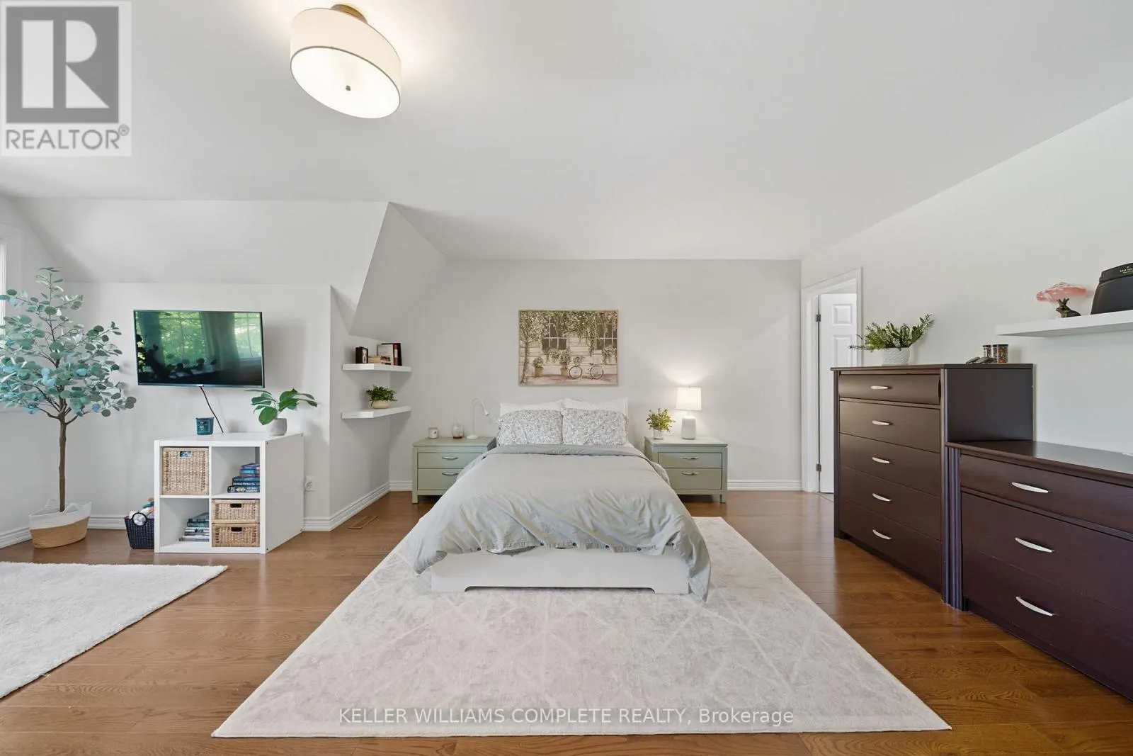 142 MEADOWBROOK DRIVE