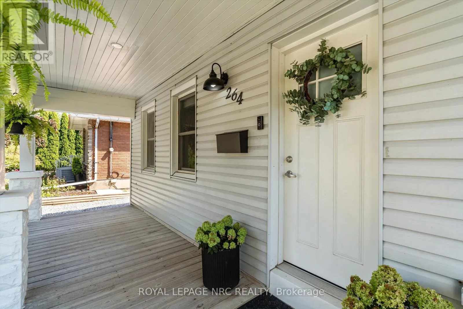 264 LAKESHORE ROAD