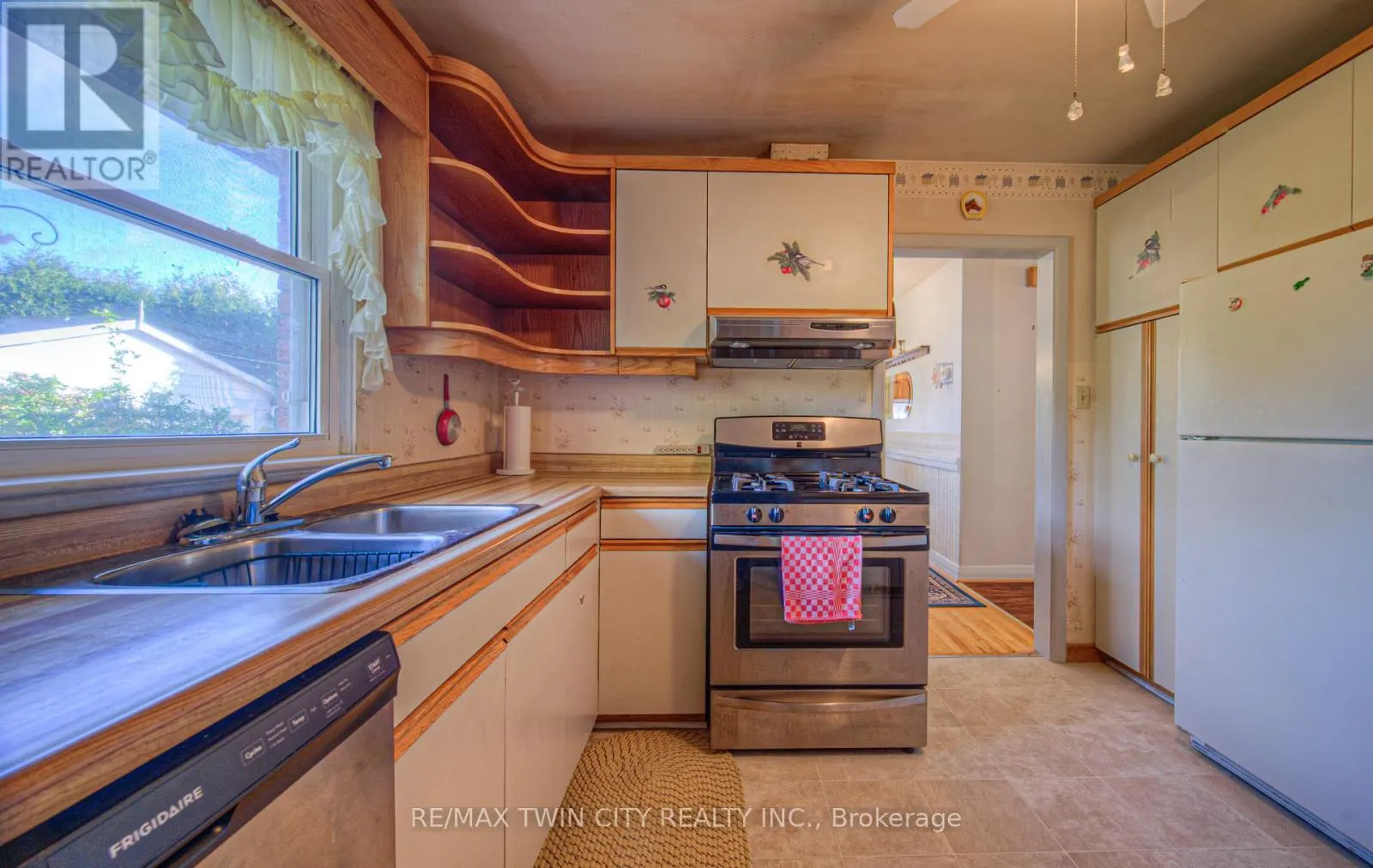 26 CULHAM DRIVE