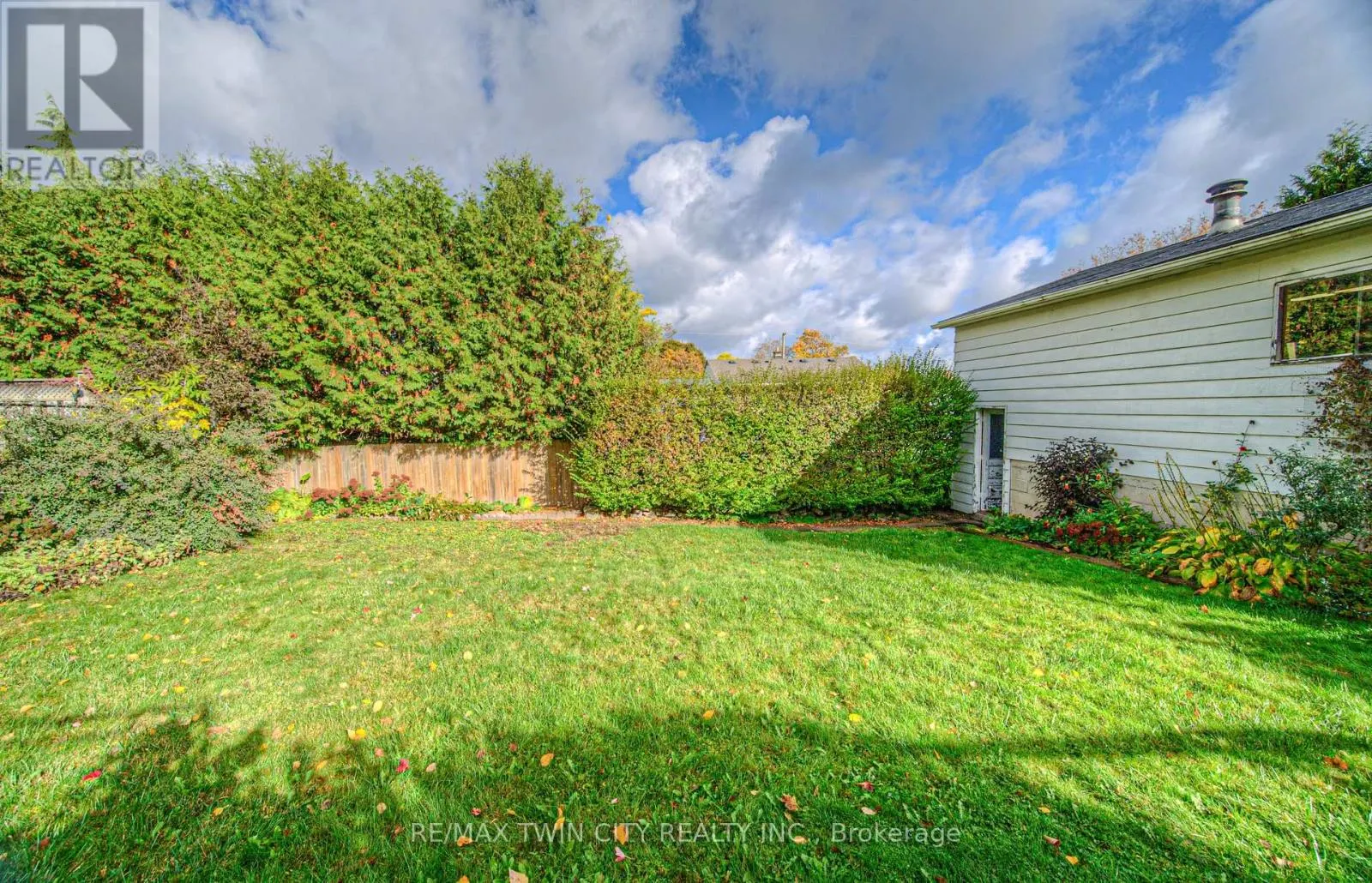26 CULHAM DRIVE