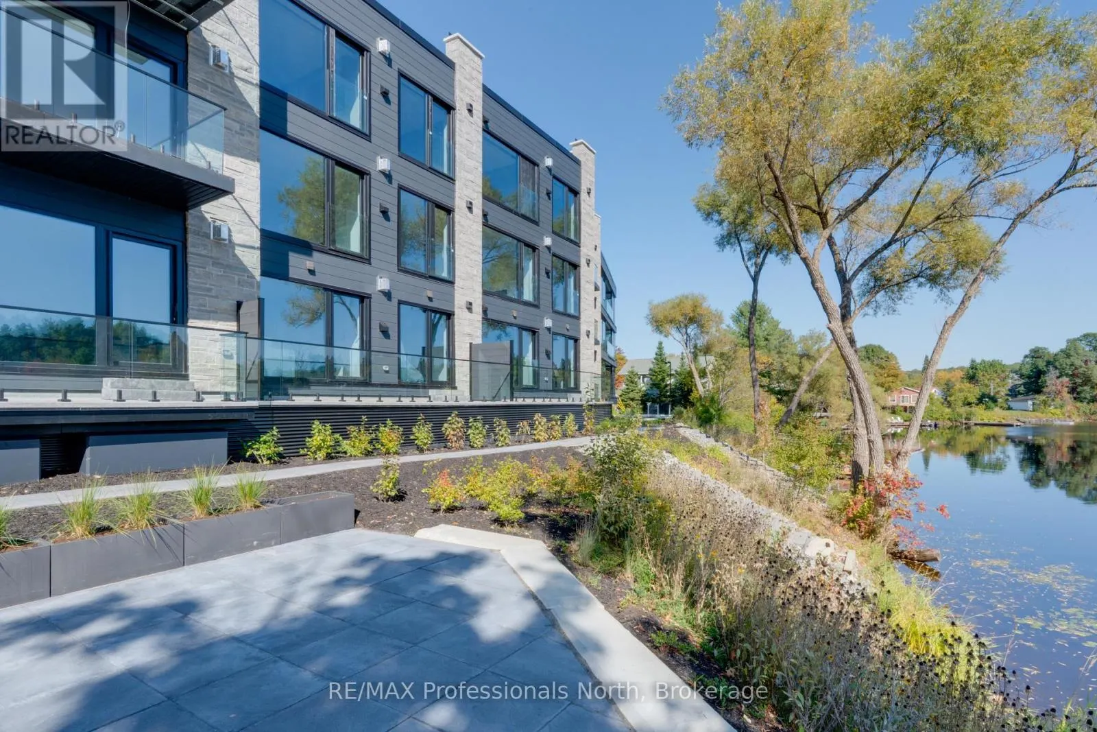 201 - 32 BRUNEL ROAD, #201