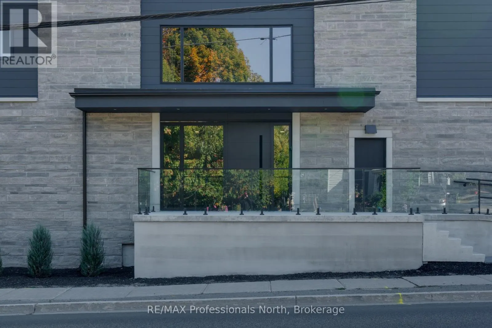 201 - 32 BRUNEL ROAD, #201